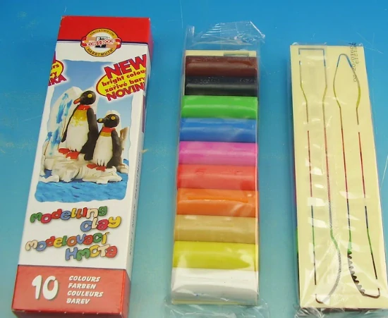KOH-i-NOOR plastelína 10 odstínů, krabička 200g + špachtle