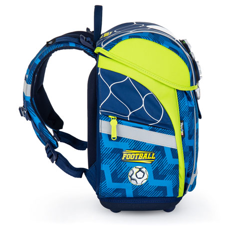 KARTON P+P Školní batoh PREMIUM LIGHT fotbal 2