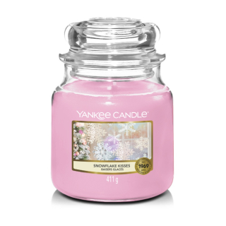Yankee Candle Svíčka Yankee Candle - Snowflake Kisses, střední
