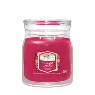 Yankee Candle Svíčka Yankee Candle - SANTA ON SKIS, střední